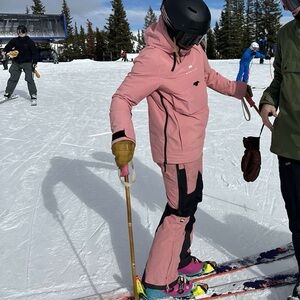Montec pink Dune W ski jacket 
Montec pink/black Fawk W bibs